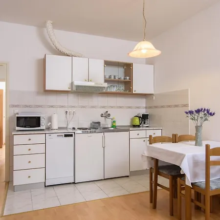 Apartment Mastelic Trogir